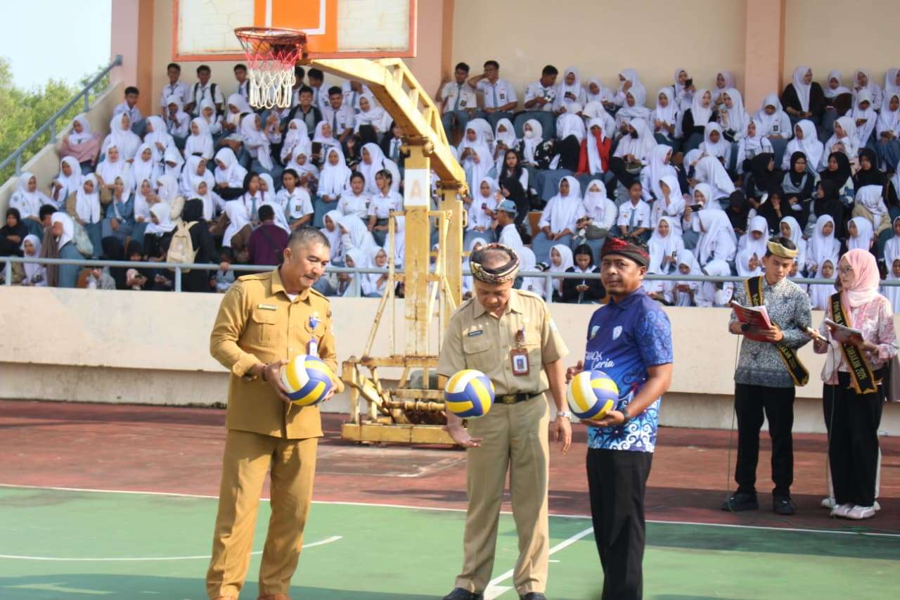Symphony of Togetherness: Harmoni Persahabatan dalam Perayaan HUT SMADA ke-41